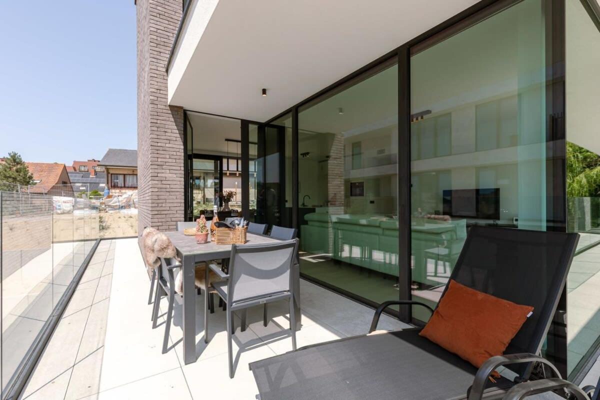 New, Luxurious And Modern Apartment With Private Parking كوكسيجدي المظهر الخارجي الصورة
