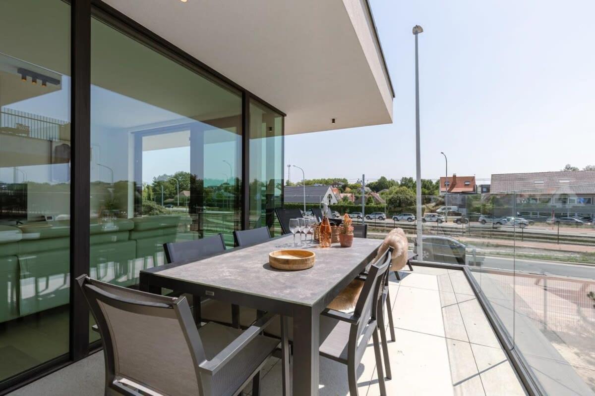 New, Luxurious And Modern Apartment With Private Parking كوكسيجدي المظهر الخارجي الصورة